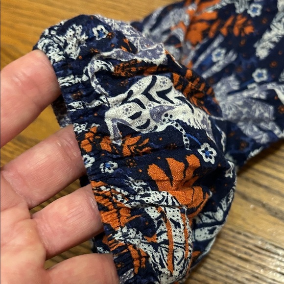 Maeve by Anthropologie Shirt Women’s XS Navy and Orange Animal Print Flowy - Picture 7 of 9